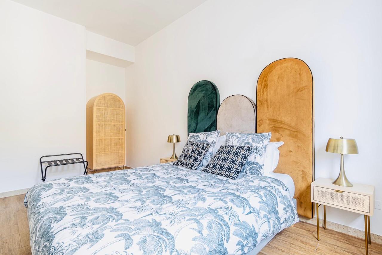 The Novels Suite Bari Bagian luar foto
