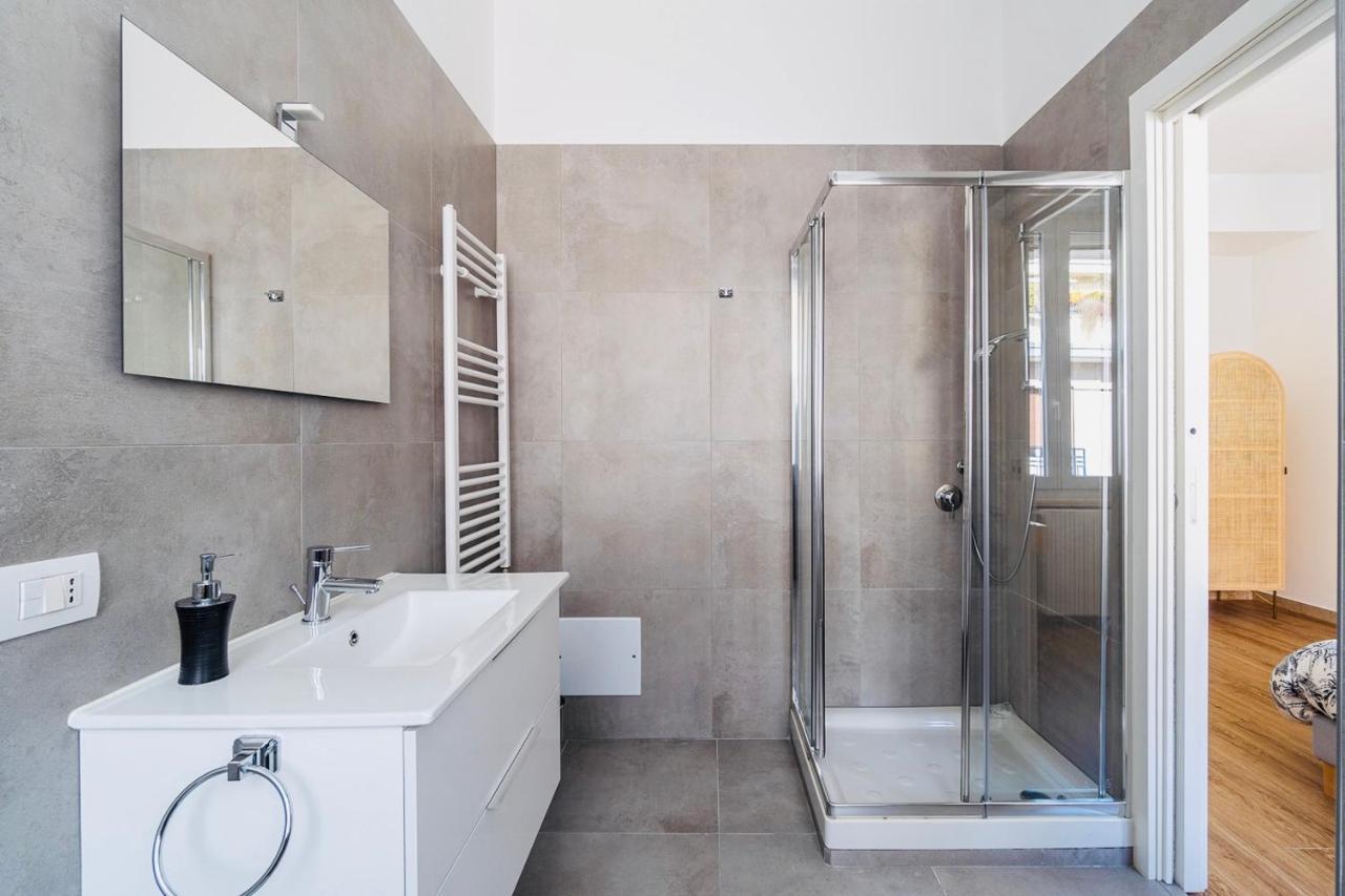 The Novels Suite Bari Bagian luar foto